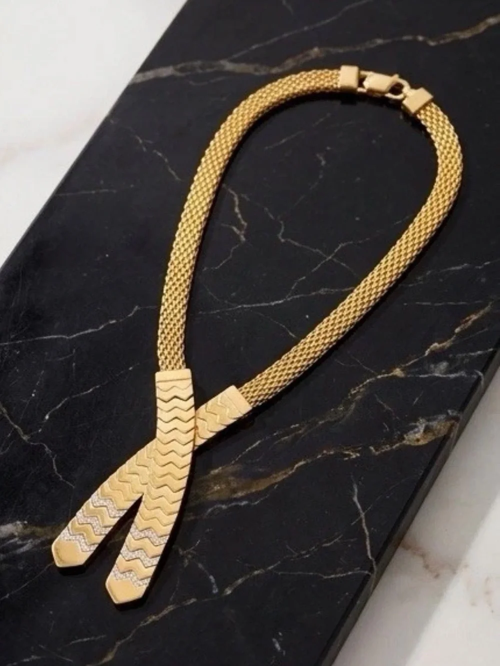 18k Gold Plated Women’s Mesh Necklace with Chevron Detail